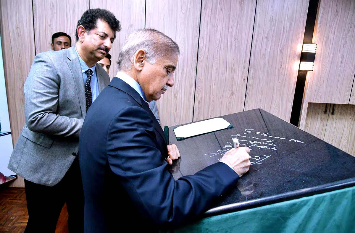 PM Stresses CoE To Ensure Consistent Economic Policies Pakistan Observer