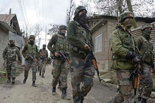 Indian troops martyr three Kashmiri youth in Shopian - Pakistan Observer