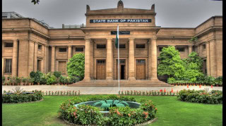 SBP rubbishes rumours of limiting ATM cash withdrawal to Rs1,000