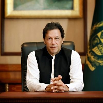 PM Imran leaves for Sir Lanka on maiden visit