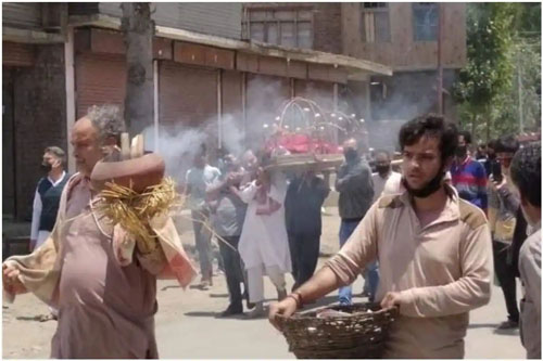 Muslim Neighbours Perform Last Rites Of Pandit Woman - Pakistan Observer