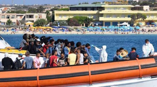 270 migrants off Italy in critical state: Rescue Group - Pakistan Observer