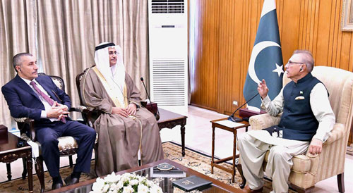 President Of Arab Parliament Calls On Alvi, Sanjrani - Pakistan Observer