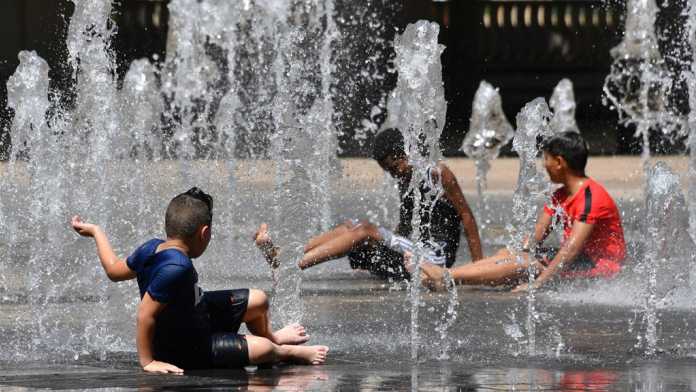 Europe records 2020 as the hottest year across continent