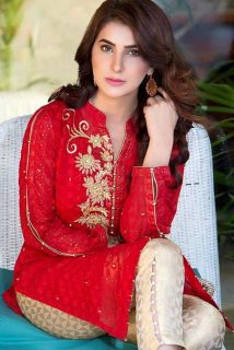 Areeba Habib gets engaged in an intimate ceremony