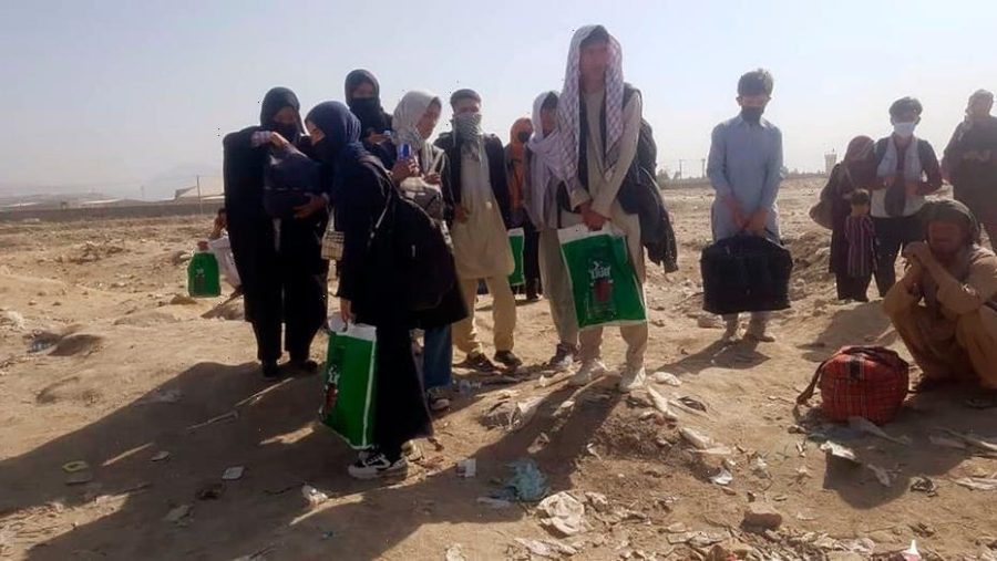 Afghan female footballers enter Pakistan after being threatened by Taliban