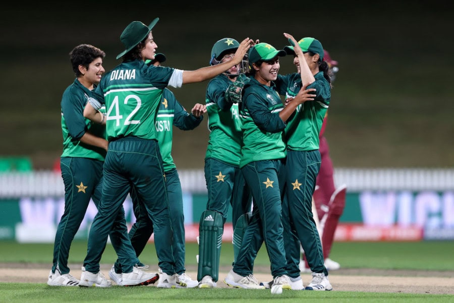 Pakistan break WC hoodoo with win over West Indies