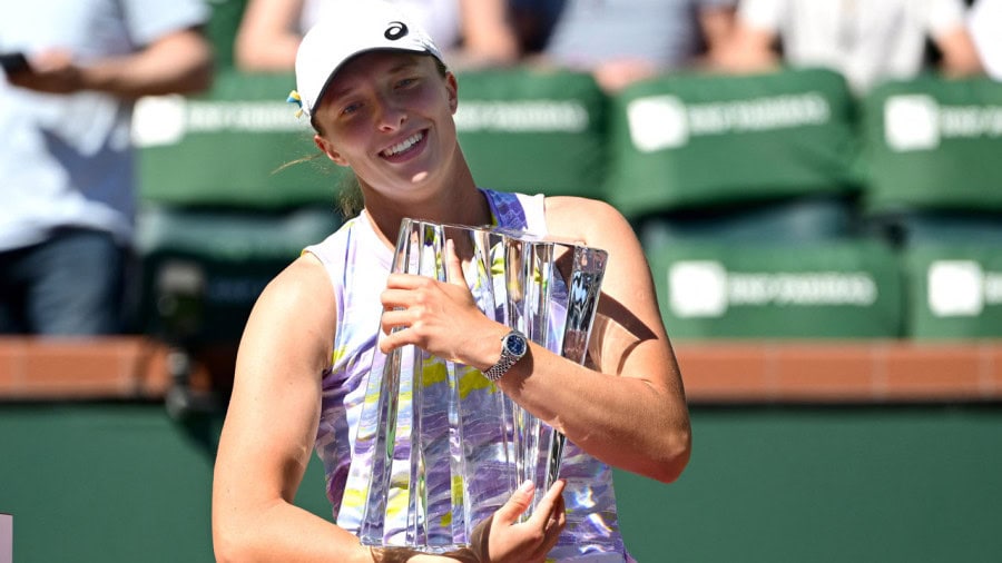 Iga Swiatek beats Sakkari to Indian Wells crown