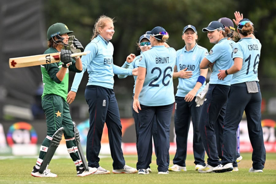 England thump Pakistan women by 9 wickets in WC