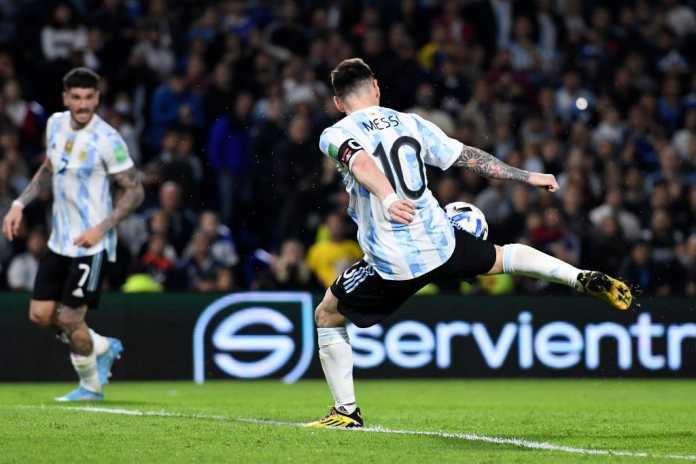 Messi all smiles as Argentina beat Venezuela