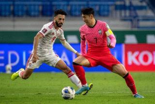 UAE stun South Korea to book world cup playoff spot
