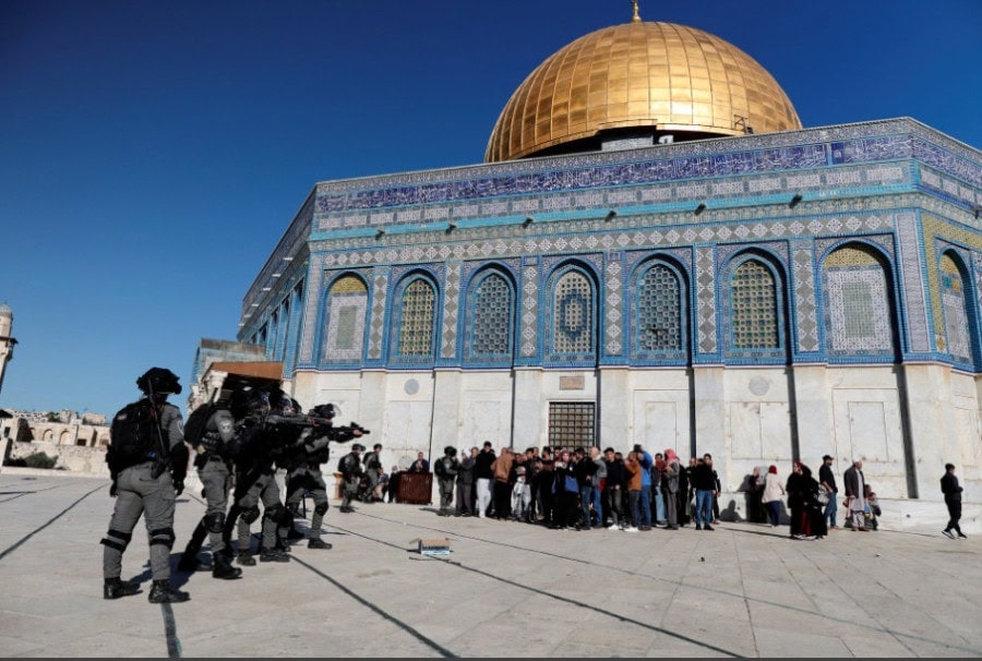 Raid on Al-Aqsa Mosque