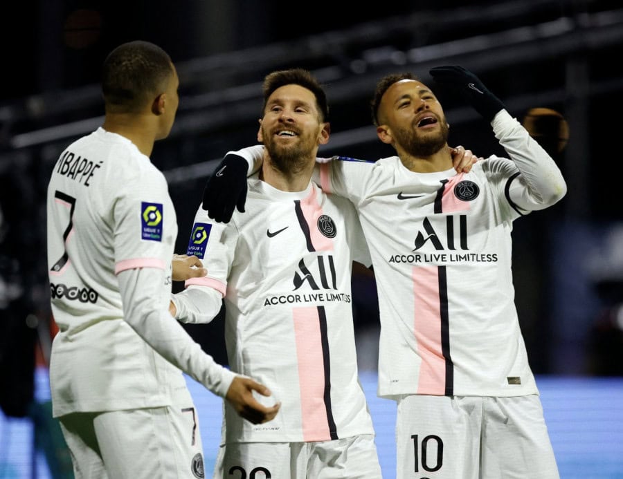 Messi, Neymar, Mbappe help PSG thrash Clermont