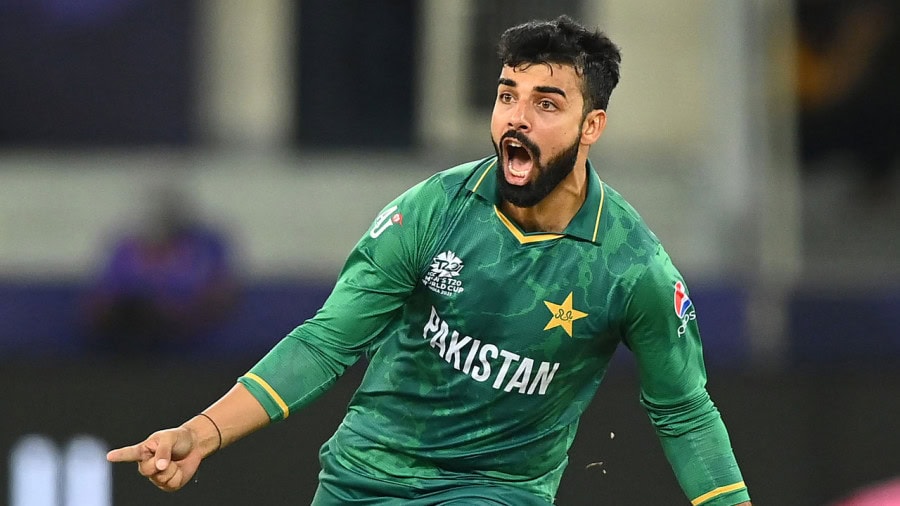 Shadab Khan pens Vitality blast deal with Yorkshire