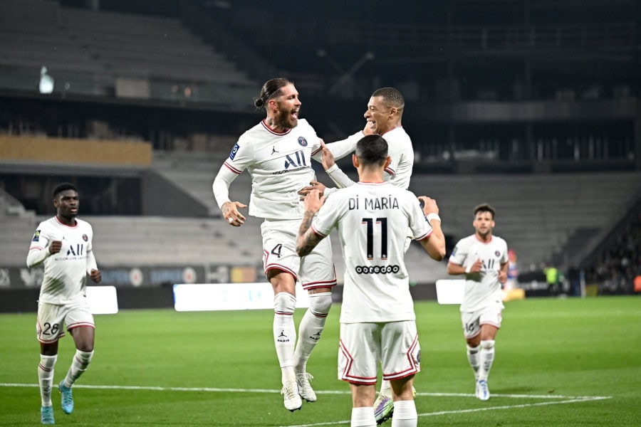 PSG made to wait for Ligue 1 crown by Marseille