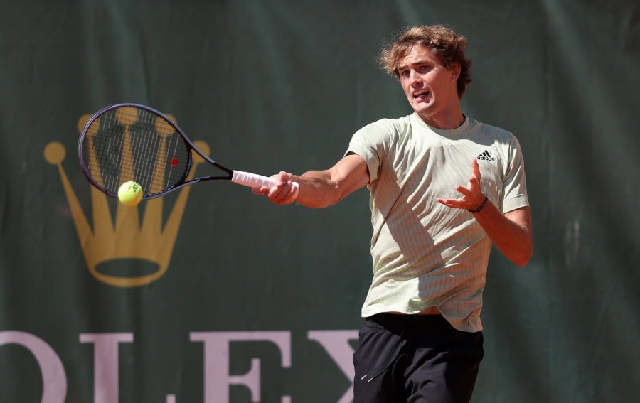 Sascha Zverev rolls past Delbonis in Monte Carlo