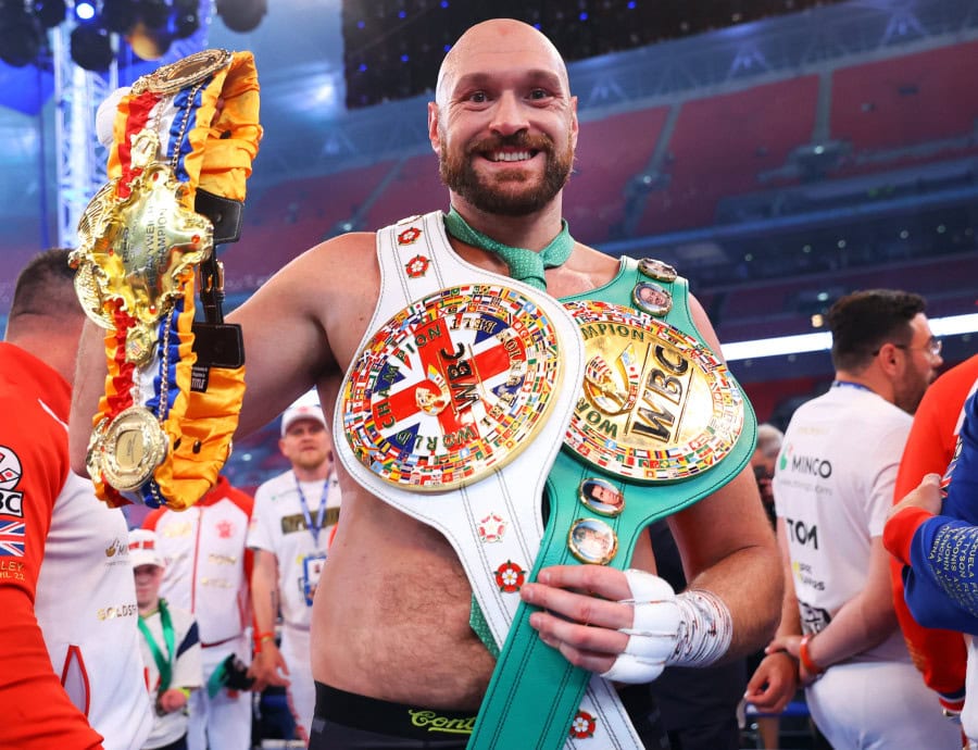 Tyson Fury KO's Dillian Whyte to retain WBC crown