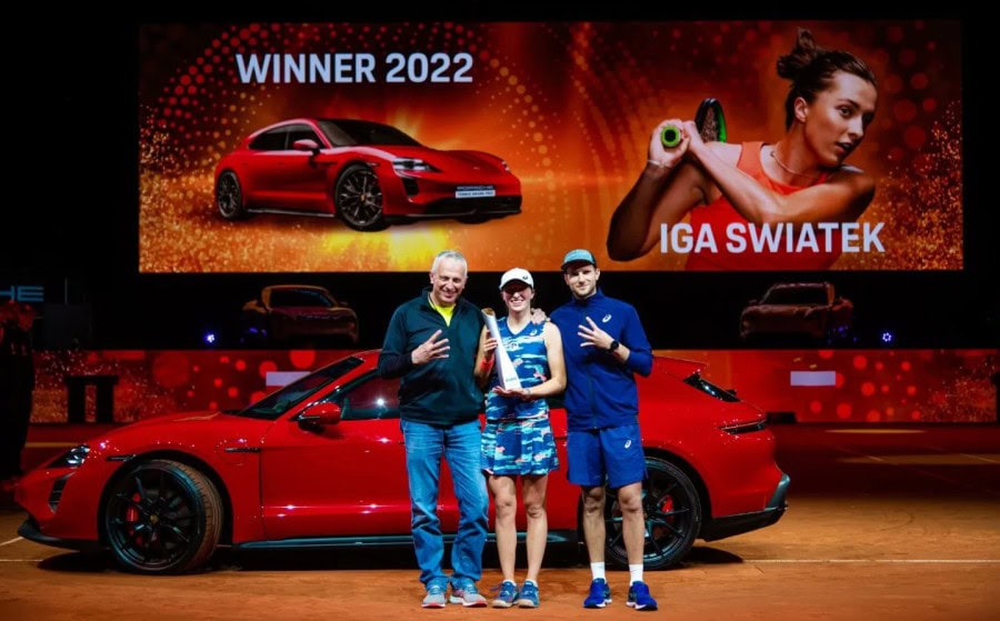 Unstoppable Swiatek wins Stuttgart Open