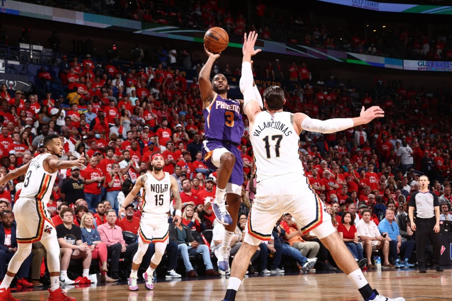 Perfect Chris Paul carries Suns past Pelicans