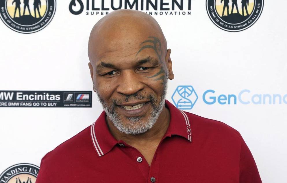 Mike Tyson avoids charges for airplane incident