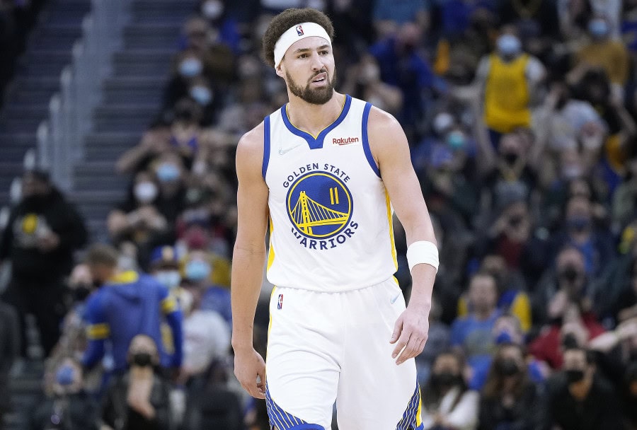 Klay Thompson leads Warriors to Conference Finals