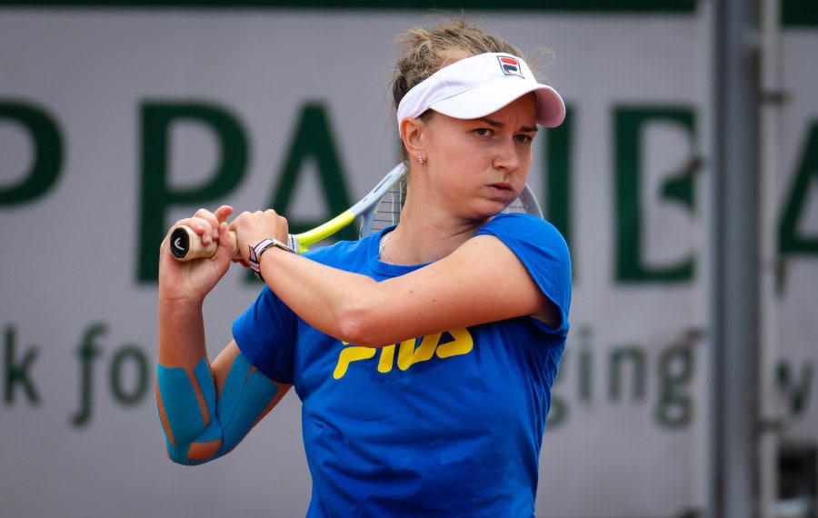 Defending champ Barbora Krejcikova knocked out of French Open