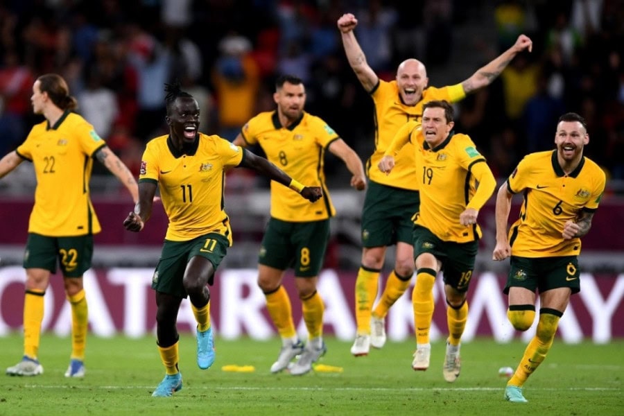 Australia beat Peru on penlaties