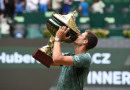 Hubert Hurkacz has won the Halle Open