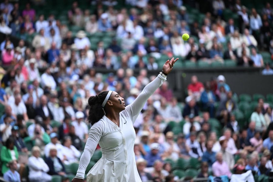 Serena Williams beaten in Wimbledon