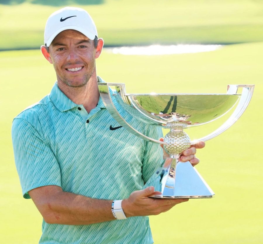 Rory McIlroy rewrites history books to win the FedEx Cup