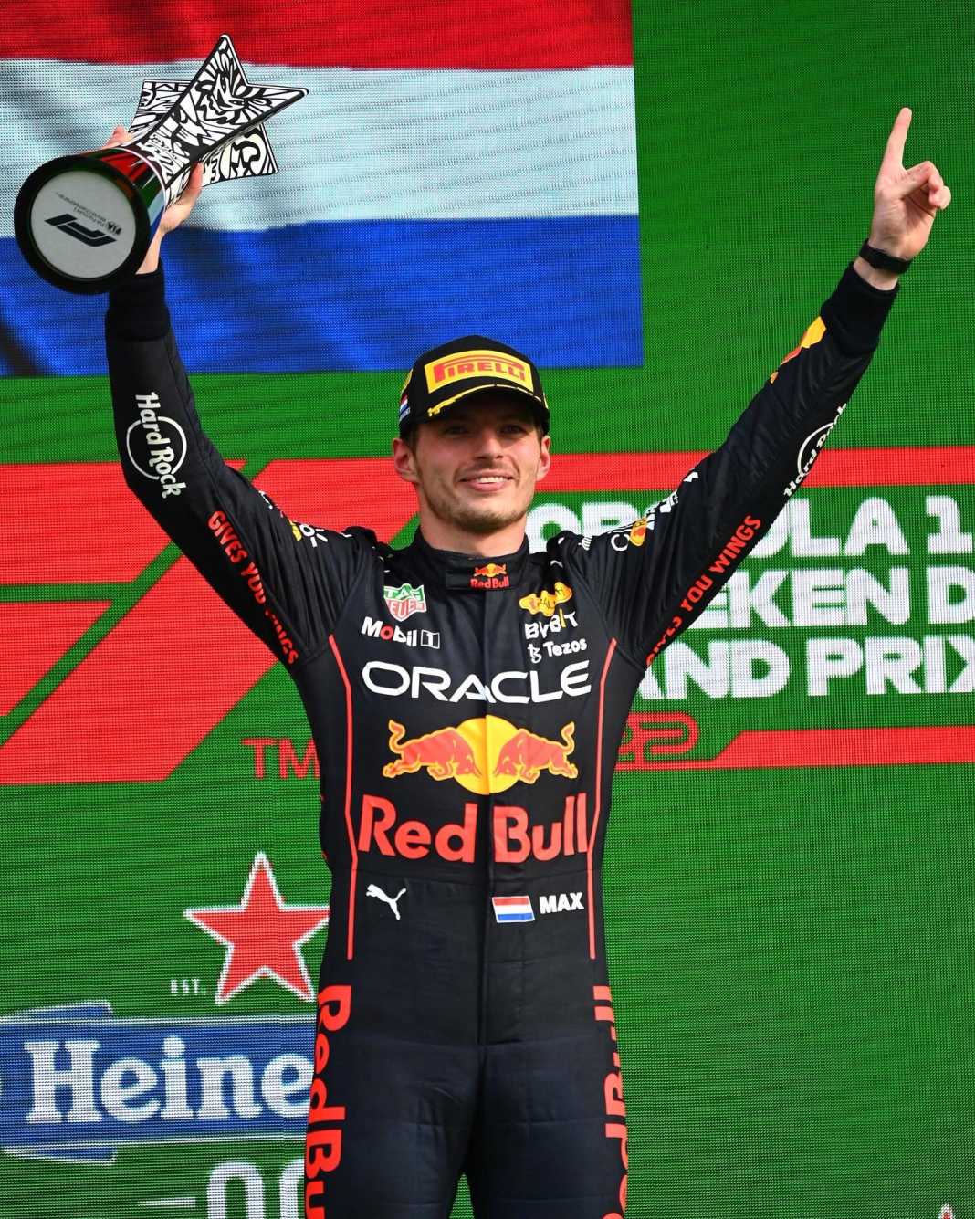 Max Verstappen wins the Dutch GP for his fourth win in a row