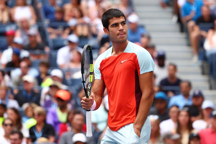 US Open: Carlos Alcaraz, Nadal, Swiatek safely through