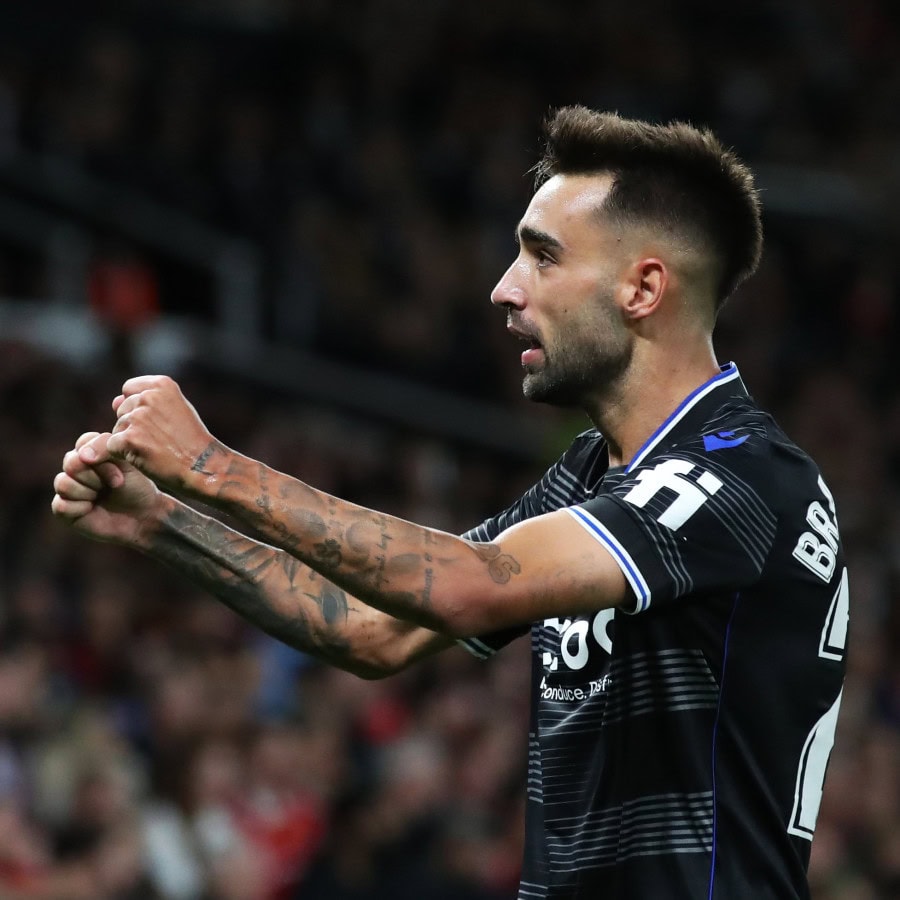 Sociedad beat Manchester United in Europa League, Arsenal starts with a win