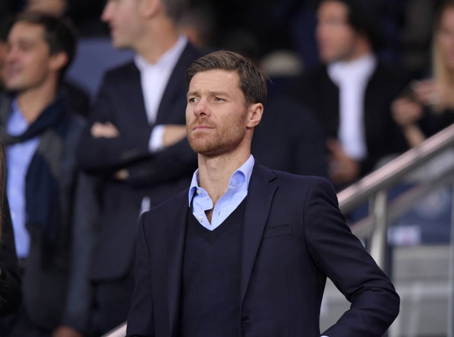 Xabi Alonso takes charge of Bayer Leverkusen