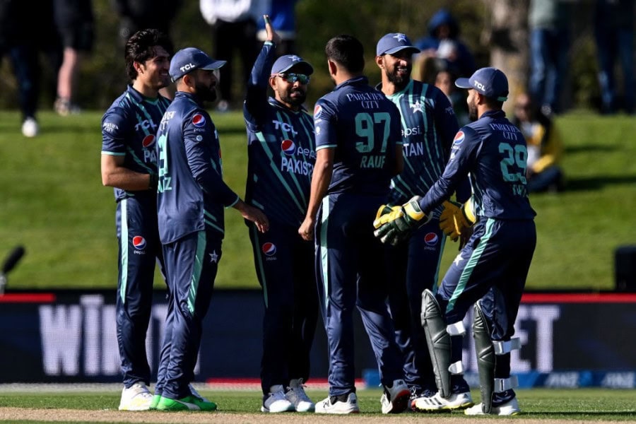 Pakistan beats Bangladesh in tri-series opener