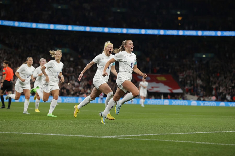 Euros Champs England beat World Champions USA at Wembley