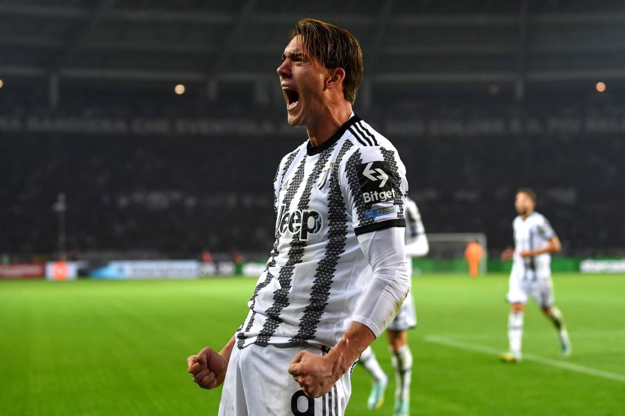 Vlahovic delivers against as Juventus beat Torino