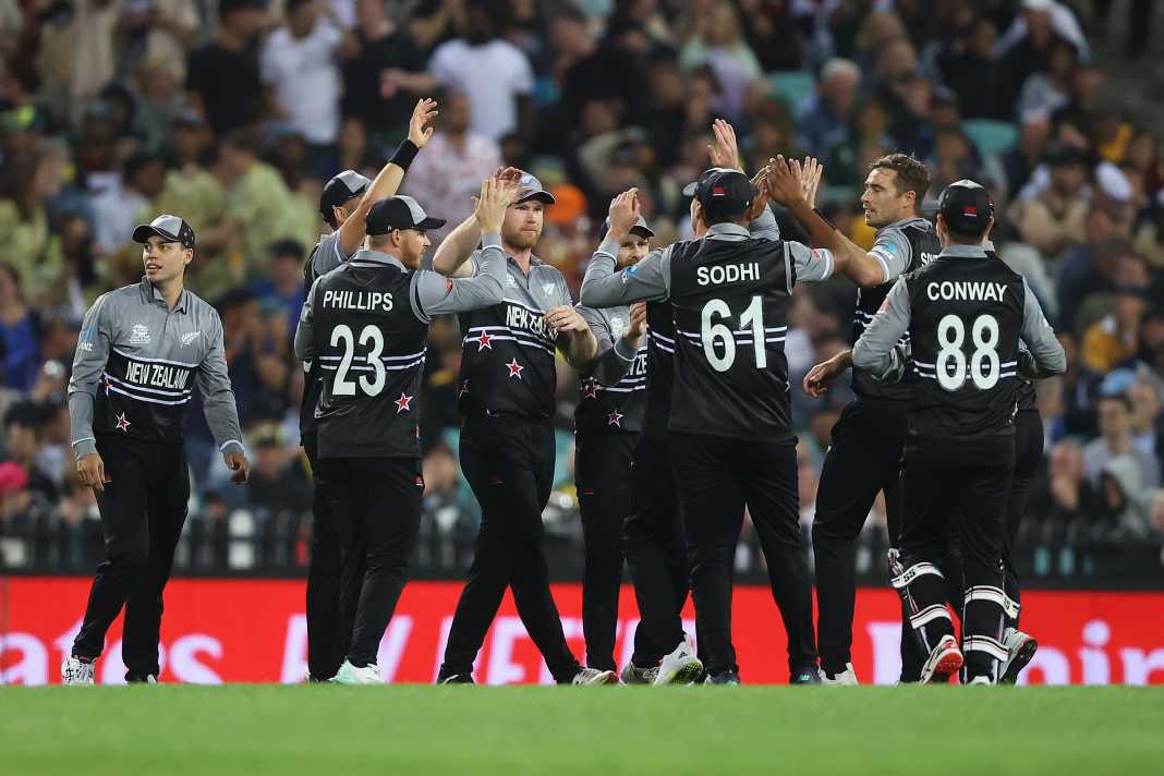 New Zealand make early T20 World Cup statement against Australia