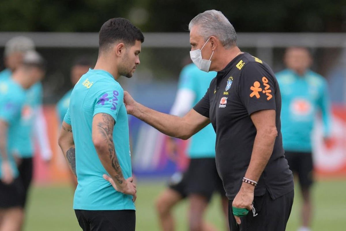 Brazil's Guimaraes and Telles suffer injury scares in training