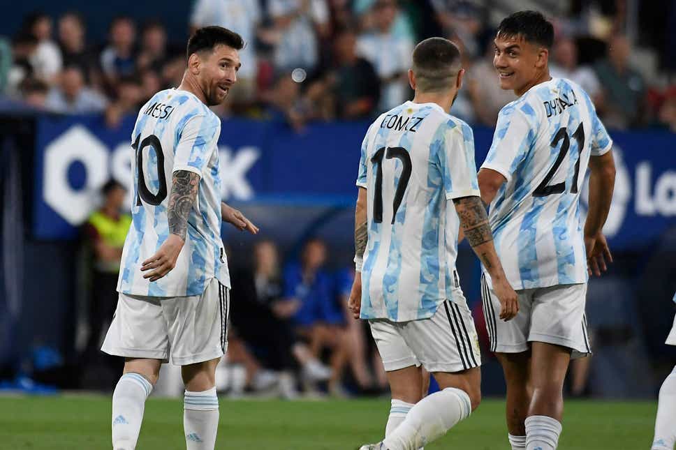 Argentina includes Dybala in their squad for Messi's last World Cup