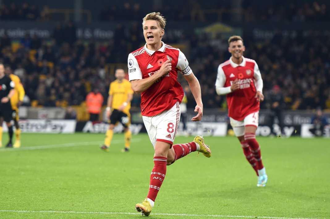 Arsenal solidifies Premier League lead with a win over Wolves as City sinks further