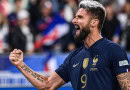 Giroud helps France overcome Australia to begin World Cup campaign