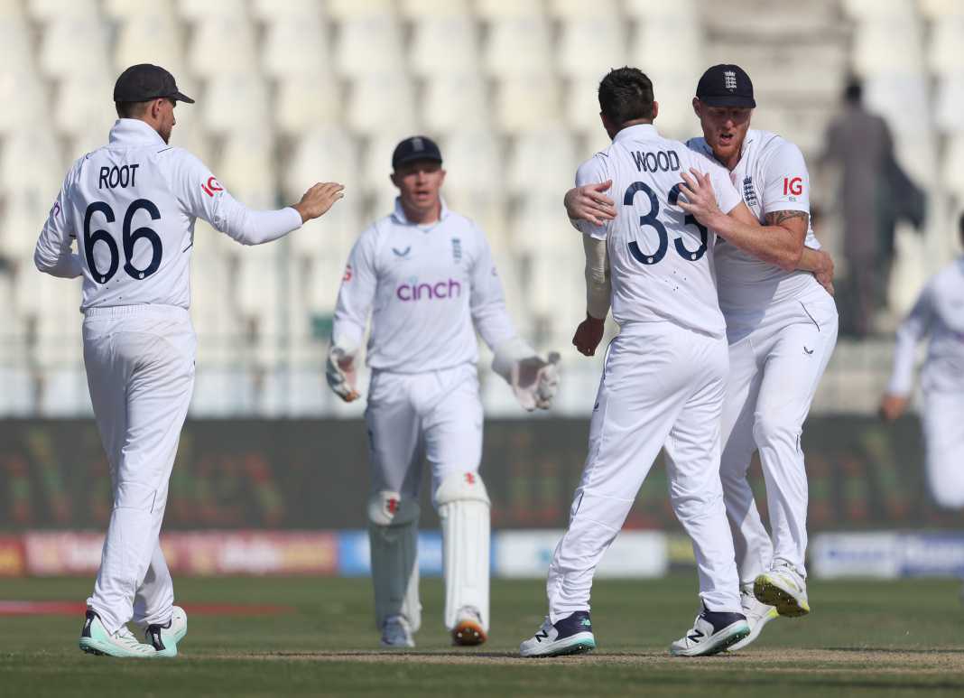 England survive Saud Shakeel special to beat Pakistan in second test at Multan
