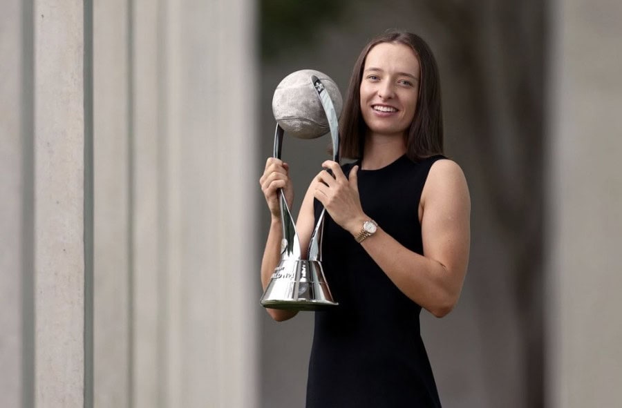 Iga Swiatek named WTA Player of the Year