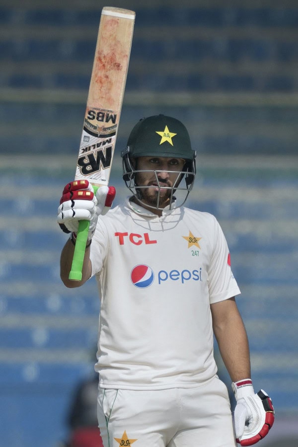 Agha Salman carries Pakistan to 438 against New Zealand on day 2 of first test