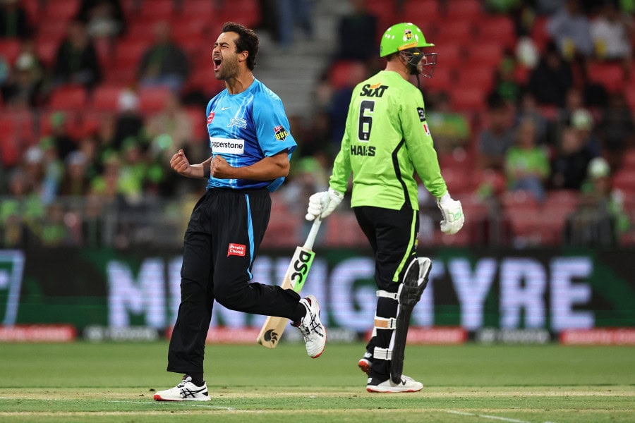 Sydney Thunder set the record for lowest total in T20 Cricket