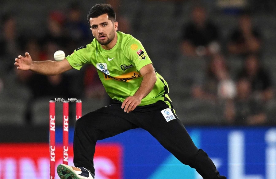 Sydney Thunder fire Fazalhaq Farooqi