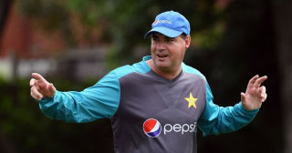 Mickey Arthur will join Pakistan cricket team briefly