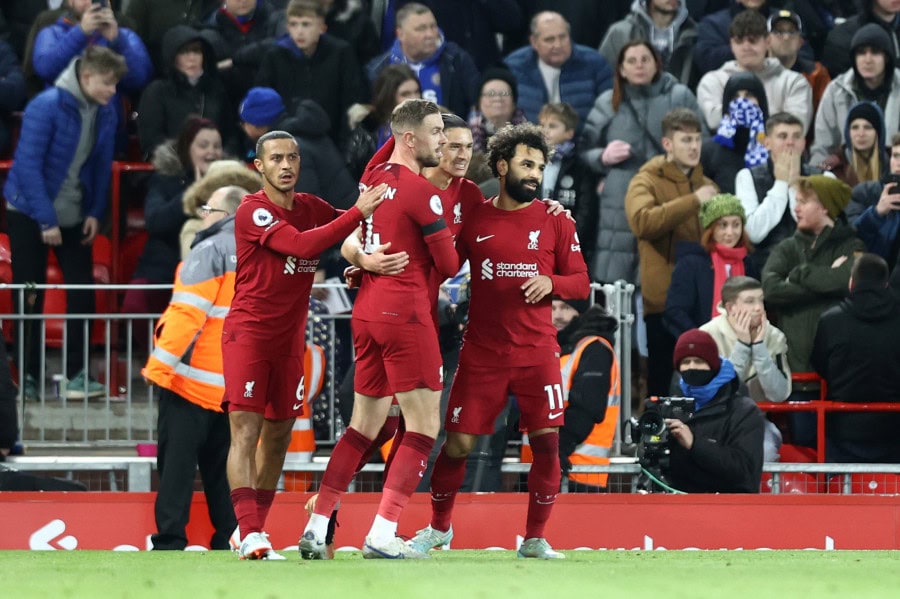 Liverpool eke past Leicester City in the Premier League