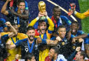 Hugo Lloris celebrates after winning the World Cup